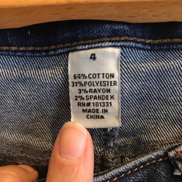 High Wasted Refuge Shorts - Picture 5 of 8